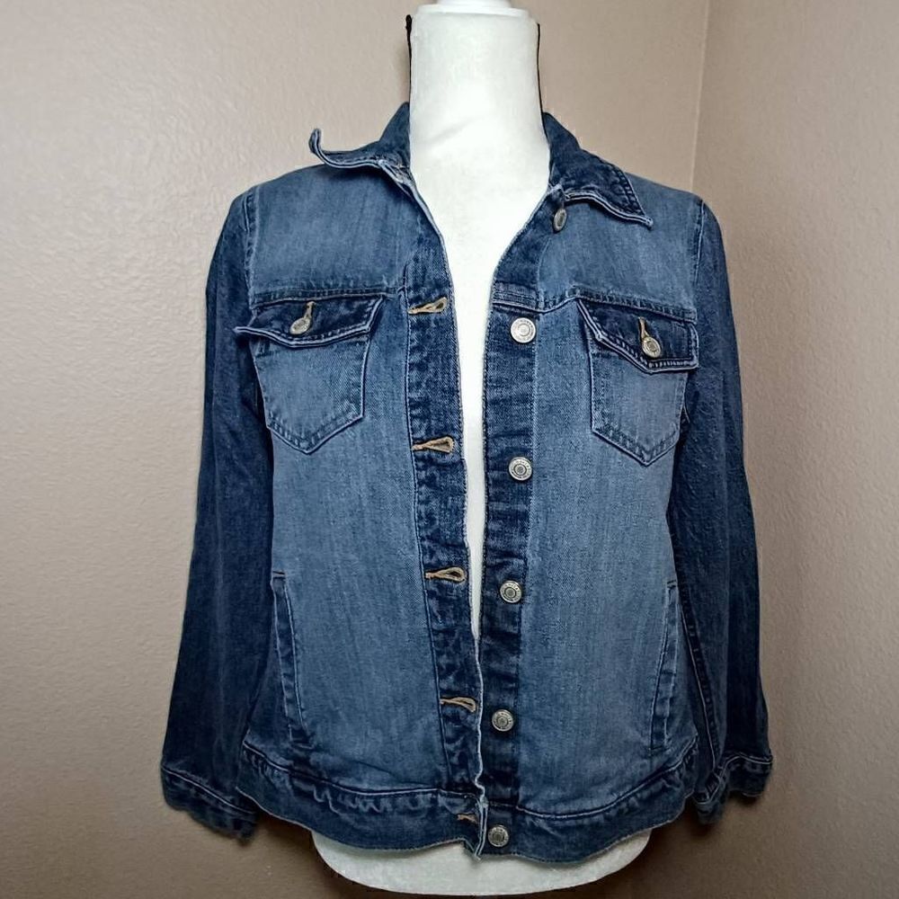Old Navy denim jacket Size M